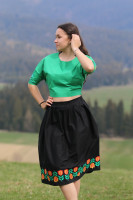 Vyšívaný crop top Ranná rosa